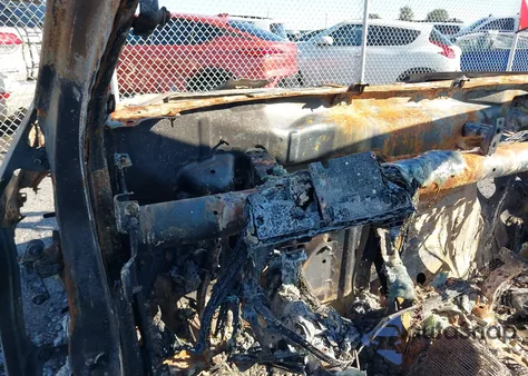 2023 Chevrolet Silverado 1500 4Wd Standard Bed Lt из США, поврежденный, VIN 3GCUDDED8PG262797